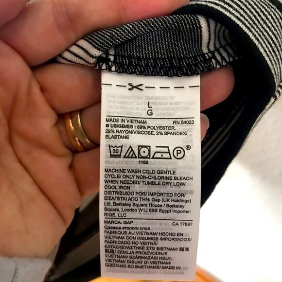 NWOT Casual GAP T-shirt Dress - Picture 3 of 6